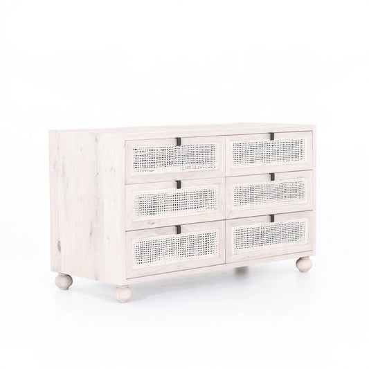 Light honey-colored mid-century style three-drawer coatandcatchall ladekast with sleek handles and smooth finish.